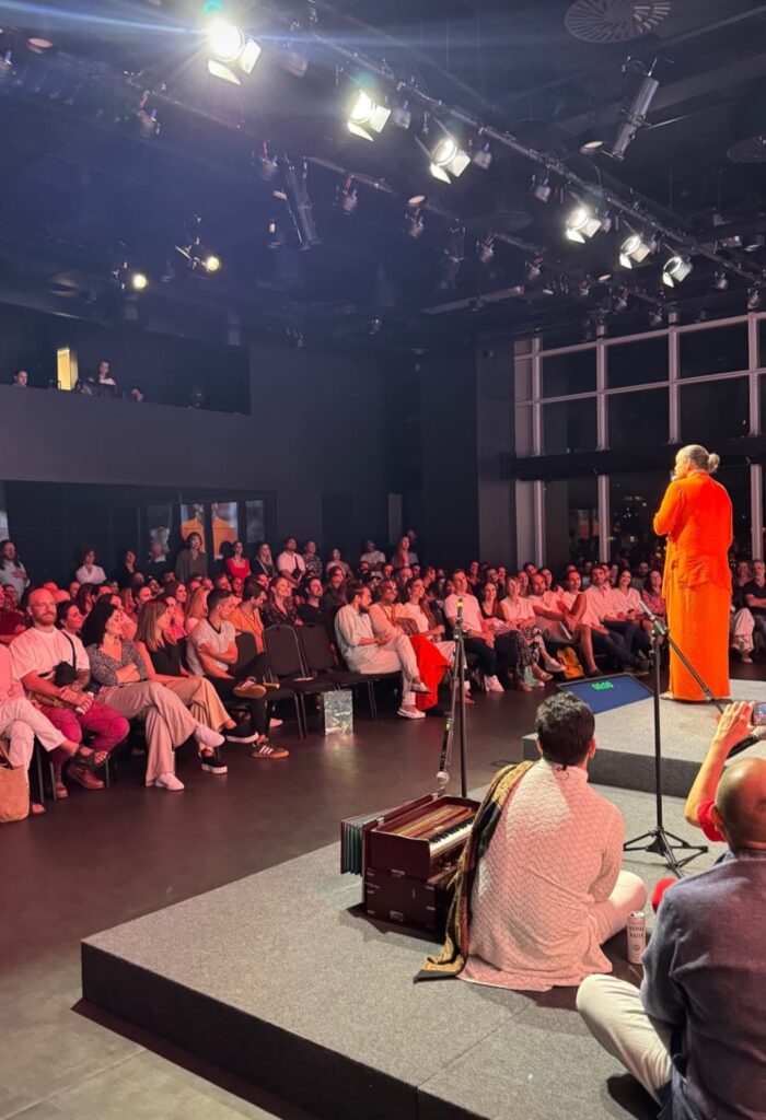 Paramahamsa Vishwananda: Coquetel de Boas-Vindas reuniu grandes personalidades do Brasil e do exterior em São Paulo
