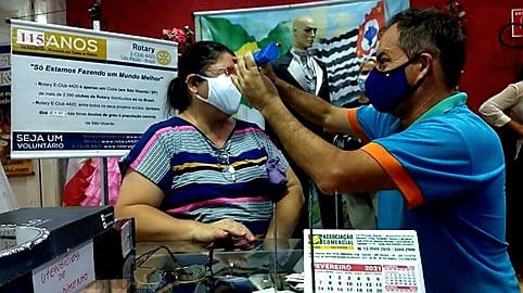 Projeto “Visão do Futuro” oferece óculos gratuitos a pessoas em situação de vulnerabilidade social em São Vicente (SP)