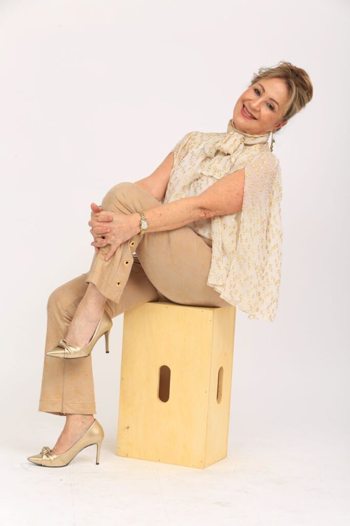 Betth Ripolli lançará no dia 23/09 o seu e-Book: “A Inteligência Artificial & Eu”