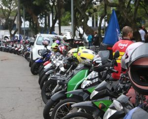 Apenas 1 em cada 5 motociclistas de app tem cobertura