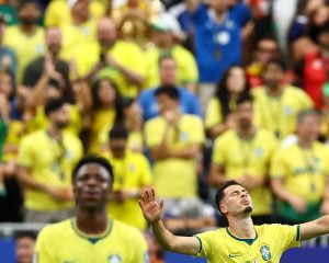 Brasil derrota o Japão e vai às oitavas de final