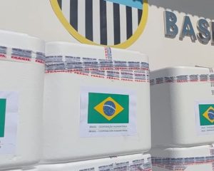 Brasil envia 690 mil doses de vacinas em ajuda à