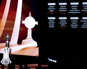 Conmebol sorteia grupos da Copa Libertadores 2026