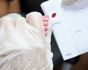 Defensoria do Rio faz campanha de paternidade no metrô