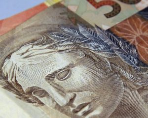 Gasto com pessoal supera teto da LRF na Paraíba e