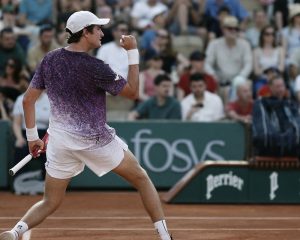 João Fonseca estreia com vitória no torneio de Roland Garros