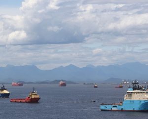 MPF denuncia empresas por despejo de resíduos na Baía de