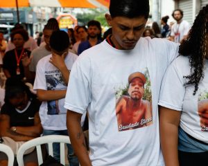 Mães cobram justiça por mortes dos filhos na Operação Contenção