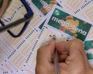 Mega-Sena acumula e próximo concurso deve pagar R$ 50 milhões