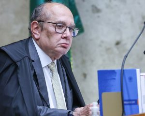 Mendes manda PF apurar suposta espionagem contra secretário do Recife