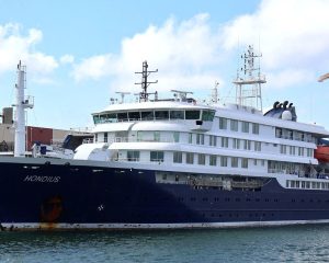 Operadora de turismo confirma situação médica grave em cruzeiro