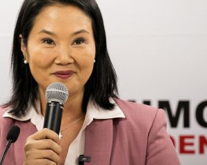 Peru: Keiko Fujimori soma 50,135% dos votos com 100% de
