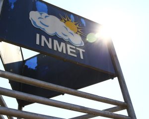 Regiões Nordeste e Sul têm alertas de temporais e ventos