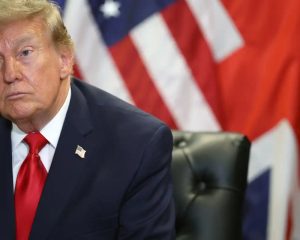 Trump diz acompanhar de perto eleição brasileira e não declarar